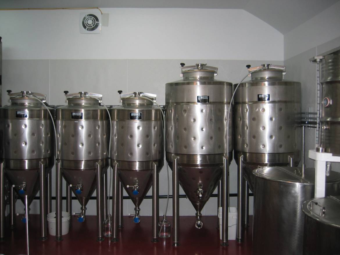 Fermenteurs-brasserie.jpg